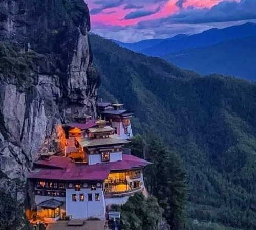 Cultural l Horizons (Drive in-Drive Out)